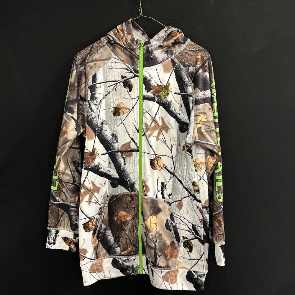 Legendary Whitetails Youth Size M Camo Hoodie Pullover Deer Logo Long Sleeve